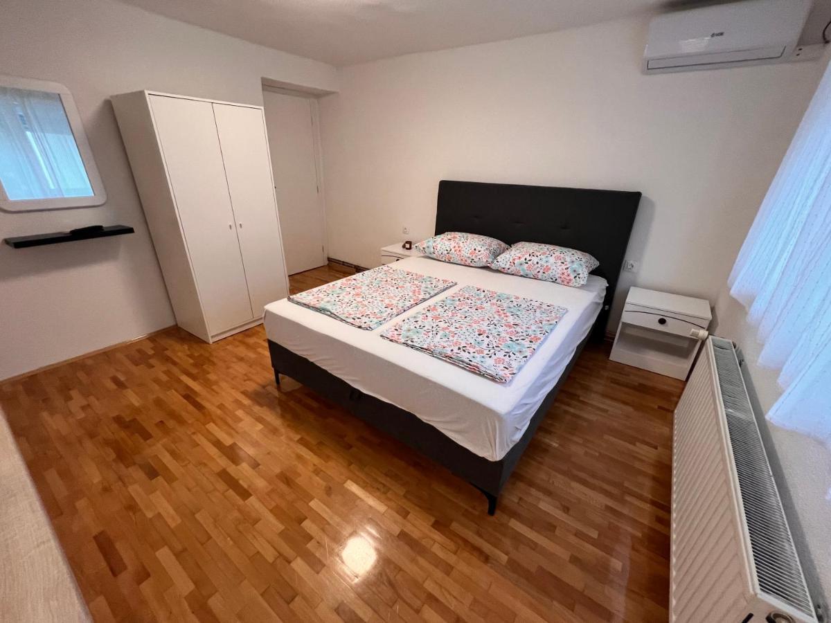 Guest House Kiwi 모스타르 외부 사진